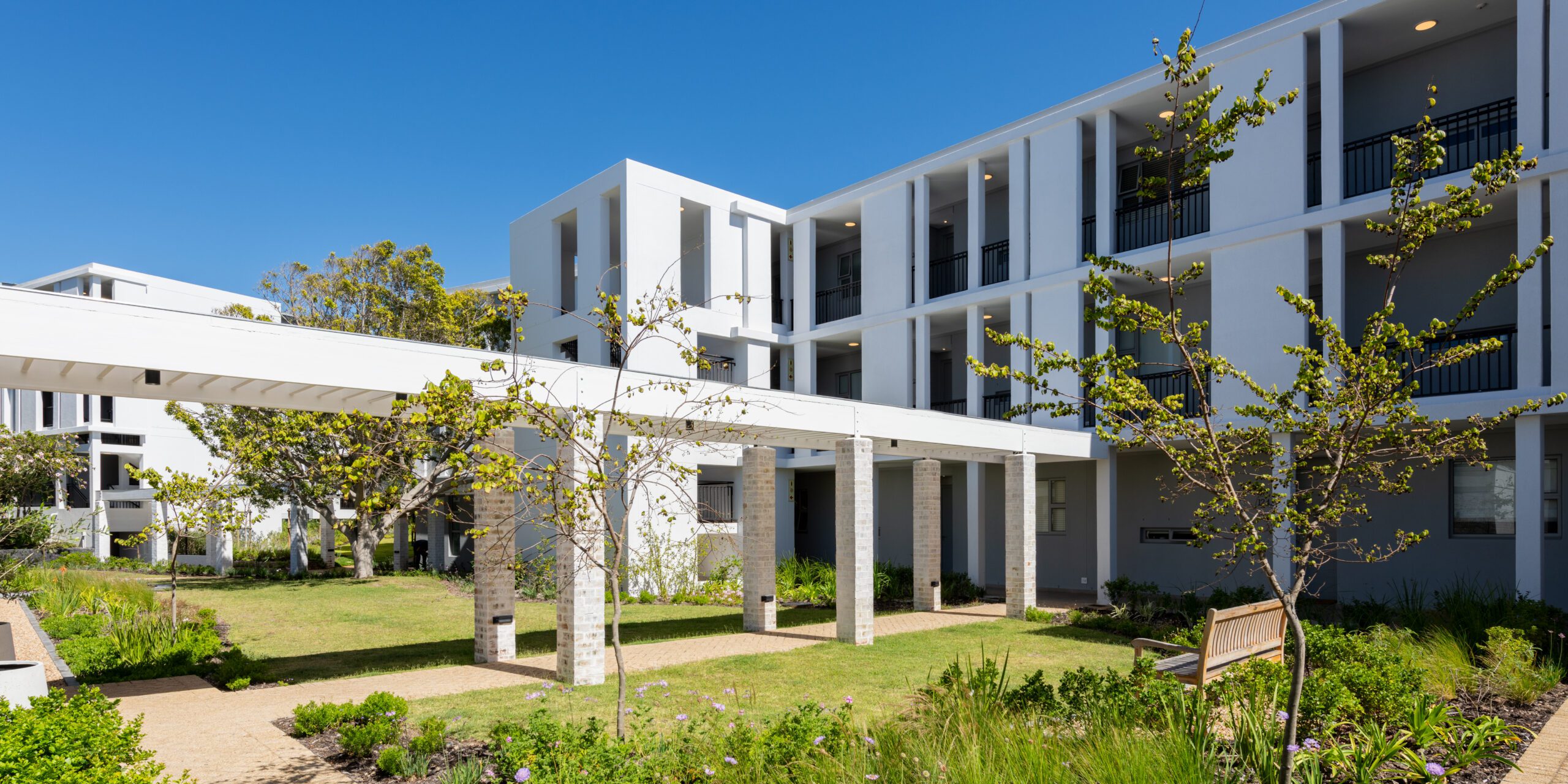 JohannLourens_oasis life constantia – apartments exterior #11